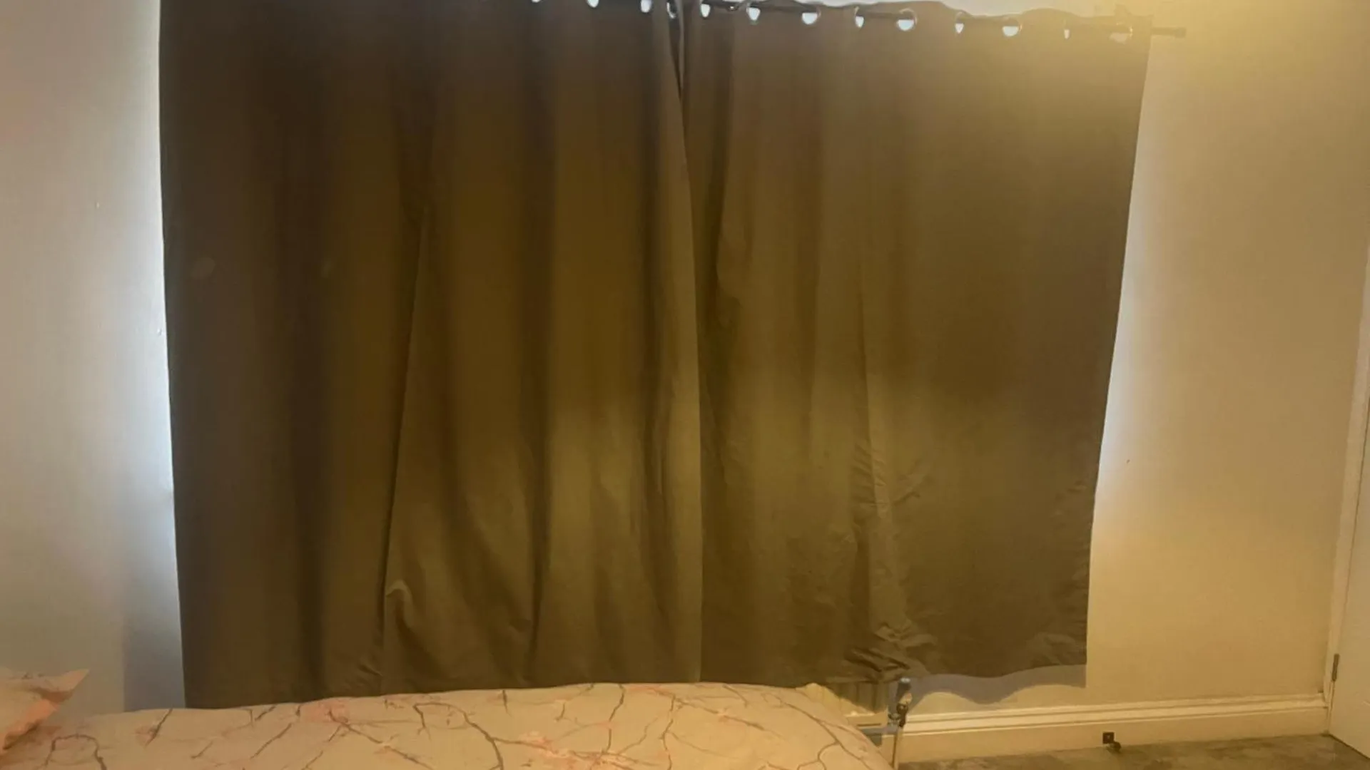 Double Room In Canvey Island With Shared Bathroom Hadleigh