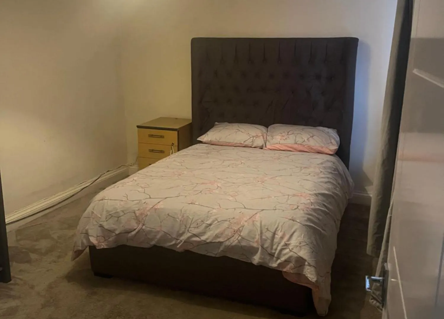 Penzion Double Room In Canvey Island With Shared Bathroom Hadleigh  Velká Británie
